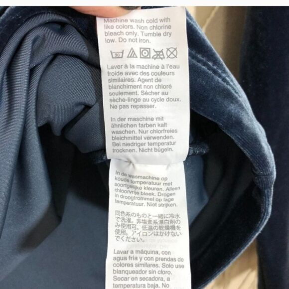 J CREW Velvet Wrap Top Sz Small - Picture 9 of 10